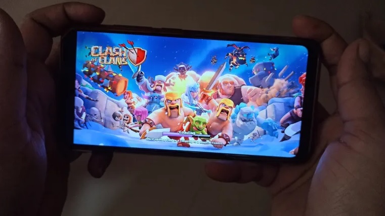 Gameplay de Clash of Clans sur smartphone
